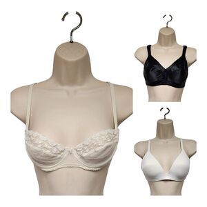 Lots Of 3 Wireless Bras Size 34B Color White/Black/Ivory